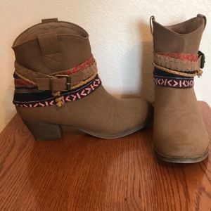 Ankle , cowgirlish, boots.